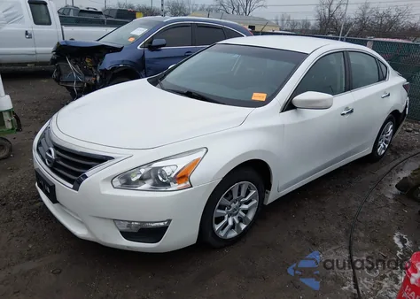2015 Nissan Altima 2.5 S from USA, damaged, VIN 1N4AL3AP7FN322192